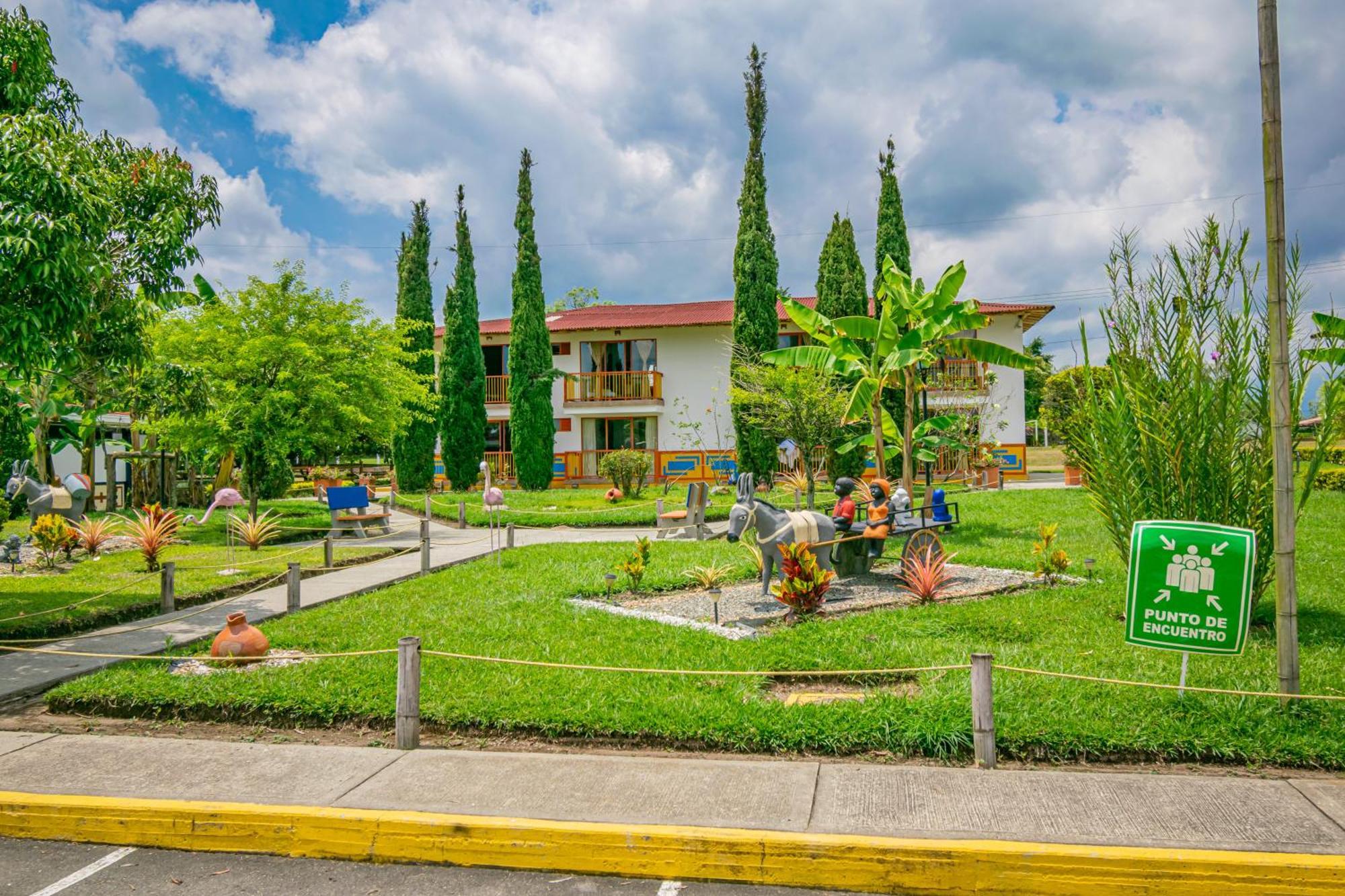 Hotel Campestre La Aldea Montenegro Buitenkant foto